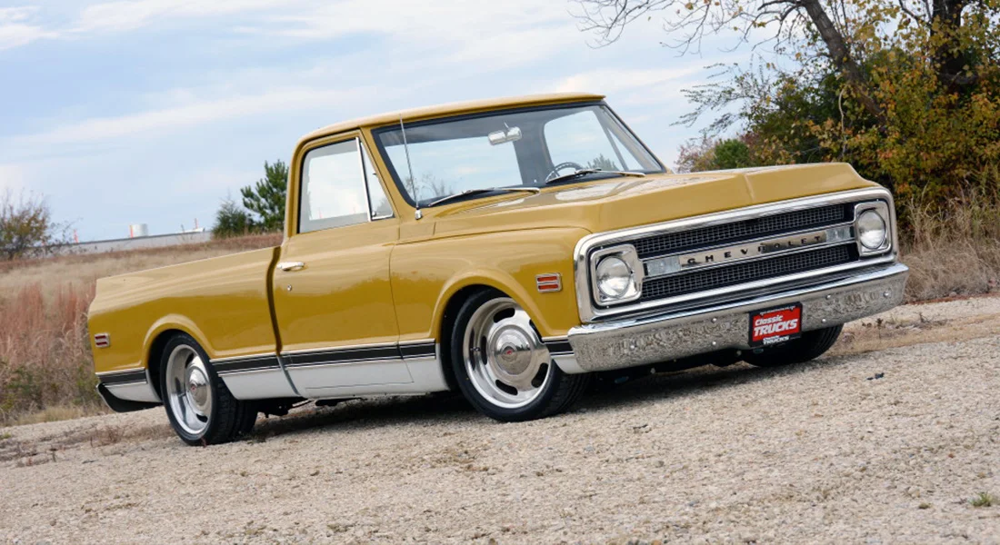 FAST EFI helped transform a humble C10 into a 700 HP street machine!